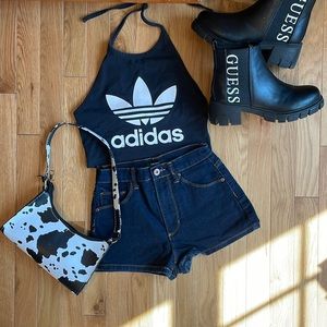 HOT PANTS JEAN SHORTS